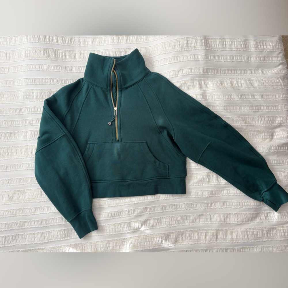 Lululemon Half Zip - green and gold
